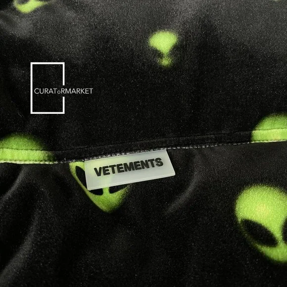 Vetements: RARE Space Alien Head Velvet Down Padded Puffer Jacket FW22 - Picture 10 of 16